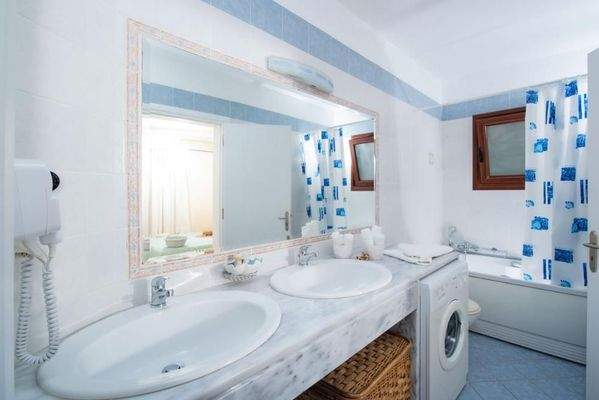 Villen-Komplex mit Panoramablick in Plaka