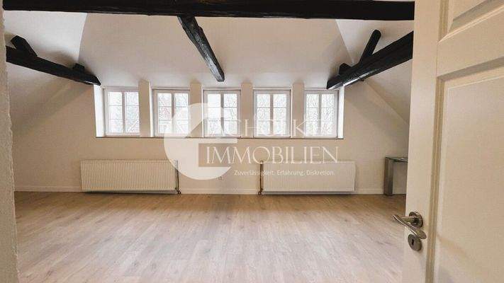 325.Innen.DG.Galerie