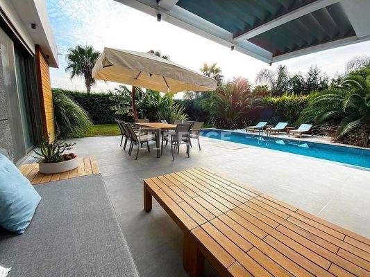 Detached Villa with Pool in Çeşme İzmir Close to Ilıca Beach