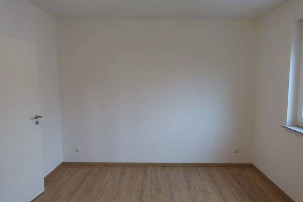 Kinder-/Arbeitszimmer