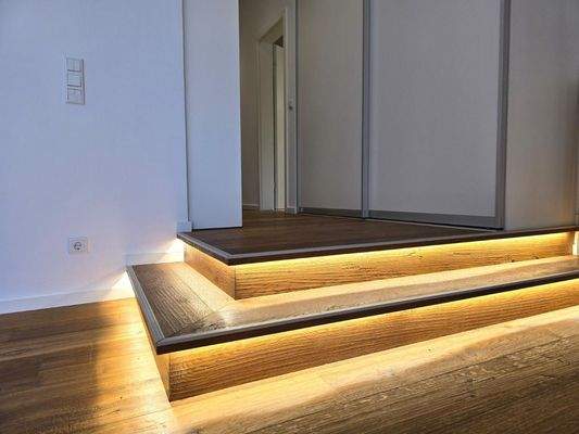 Eichenparkett mit LED-Beleuchtung