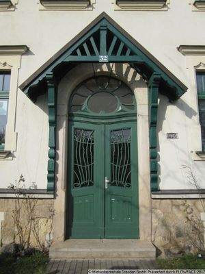 Haustür - 2-Raumwohnung in Radebeul