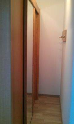 Nische mit Schiebeschrank