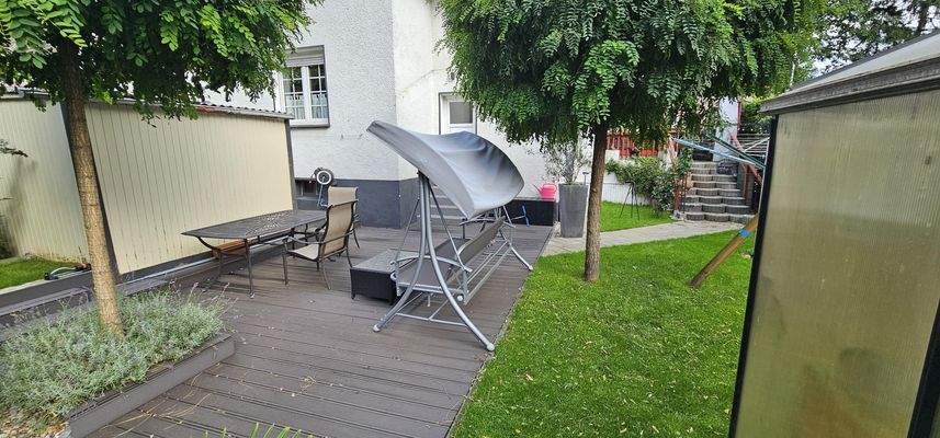 Garten mit Zugang zu Terrasse Haus 1