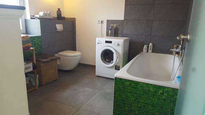 WE 3 OG Wannenbad 1.1