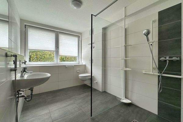 Beispielwohnung Duschbad Haus 1 DG