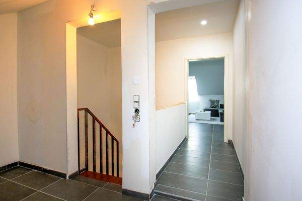 Neuhofen-Fröbelstr. - 08