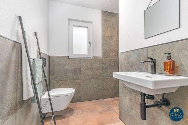 Gäste-Wc mit Dusche 