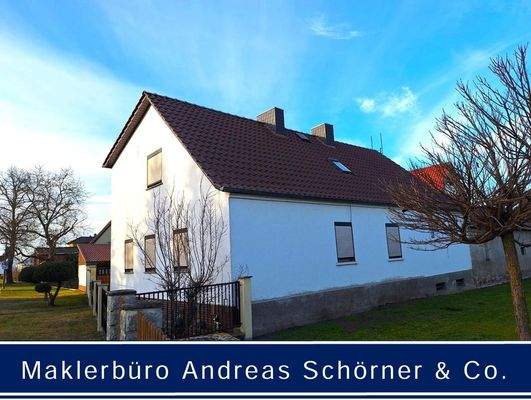 01 Straßenansicht Wohnhaus.jpeg