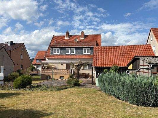 Rückansicht mit Garten