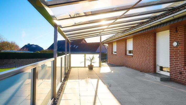 überdachte Terrasse