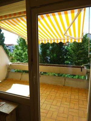 Balkon mit Markise