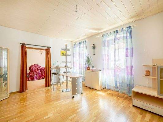 Vorderhaus Wohnzimmer