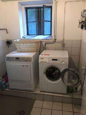 Extra Waschküche im Keller