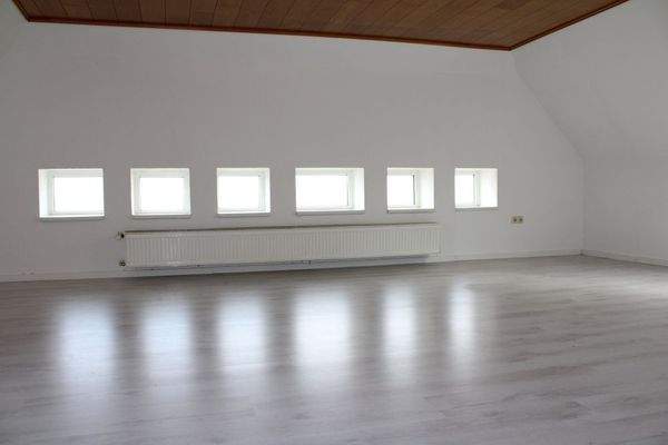 Wohnzimmer Wohnung 1 OG