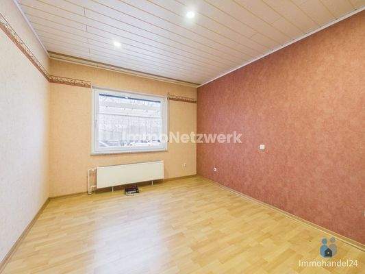 Büro / Schlafzimmer