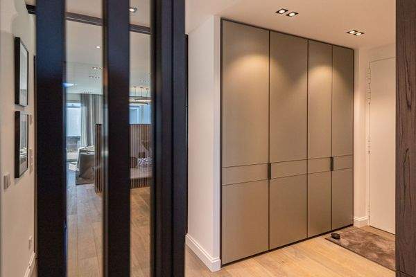 Garderobe im Eingangsbereich.jpg