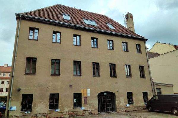 Ausssenansicht Hofseitig Friedrichstr.33.jpg