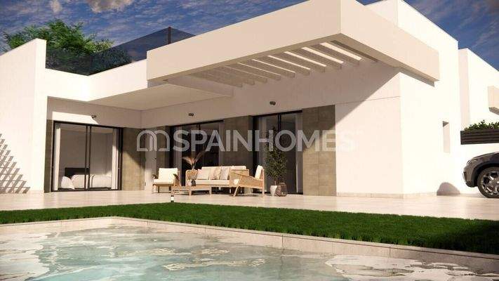Elegant Houses Near Torrevieja Beaches in Los Montesinos