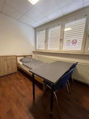 Zimmer 1, Bild 2.JPEG