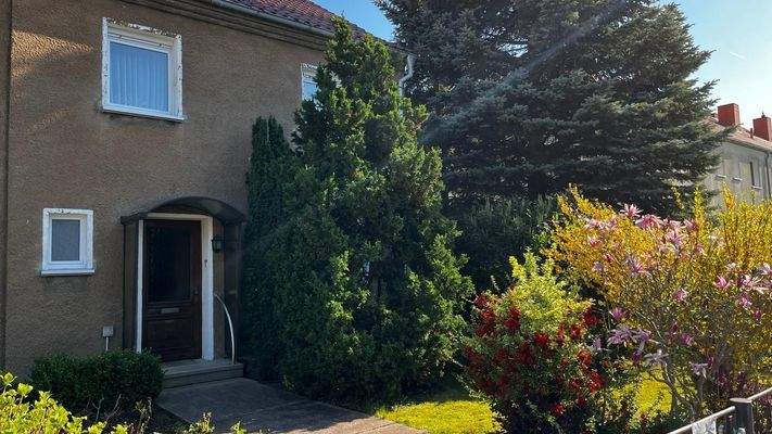 Charming House with Garden