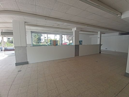 Innenansicht Haupt-Verkaufsfläche I