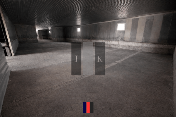 Halle zweiter Teil Innenansicht 2