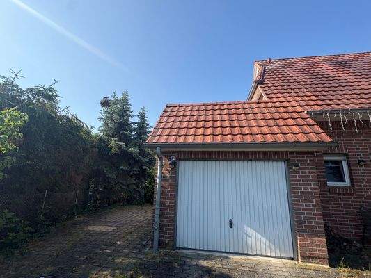 Garage und Storch.jpeg