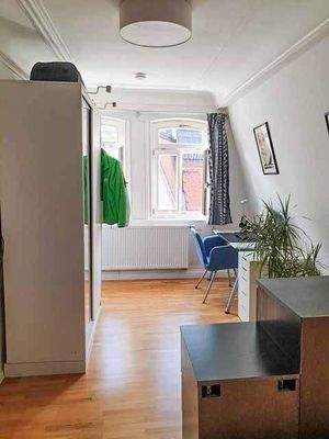 Büro / Schlafzimmer DG