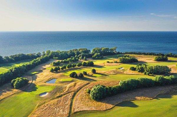 Luftbild Nordspitze + Segelboot.jpg