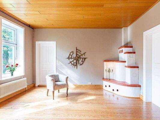 Weitere Ansicht mit Kachelofen