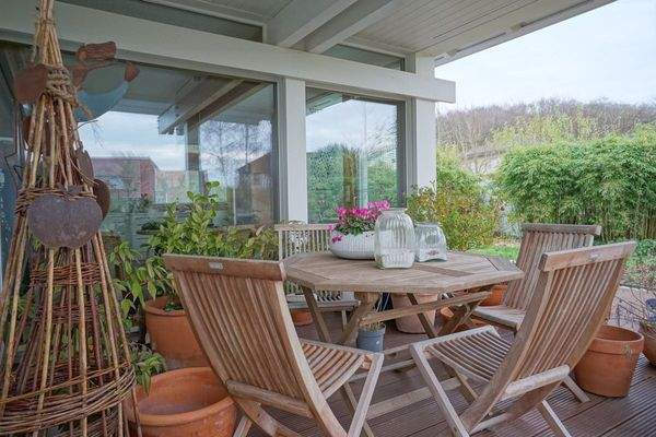 überdachte Terrasse