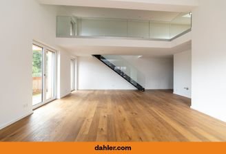 Wohnzimmer mit Galerie
