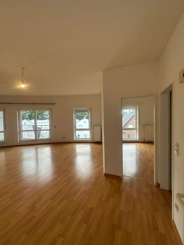 Geräumige 3 ZKB Wohnung mit Balkon in Lingen-Laxten zu vermieten - Photo 3