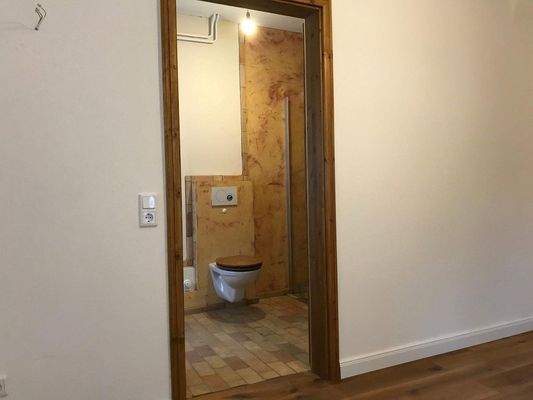 EG LI 2 Zimmer 450,00€ KM