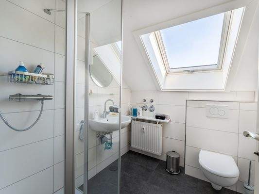 Dachgeschoss Badezimmer