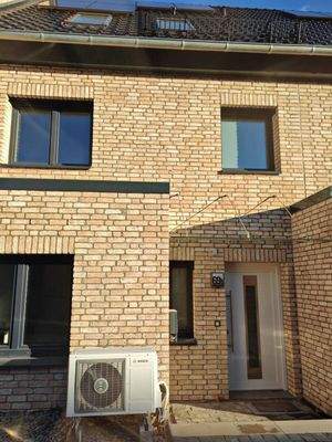 WhatsApp Image 2025-11-25 at 11.47.17 (1)