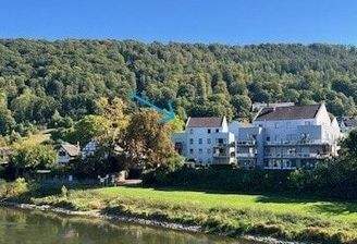 Blick von der gegenüberliegenden Weserseite