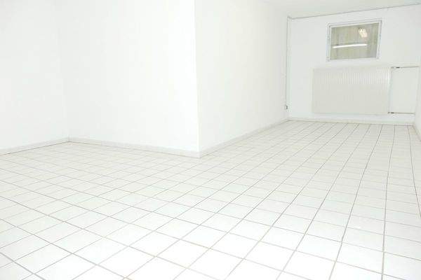 28-Hobbykeller-links