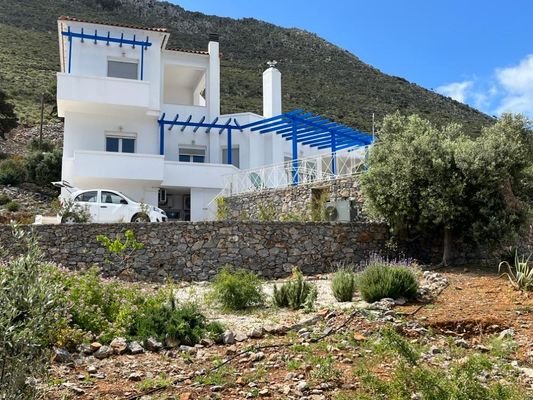 Kreta, Kokkino Chorio: Geräumige Villa mit freiem Meerblick