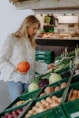 Fresh food at Schweizer Platz