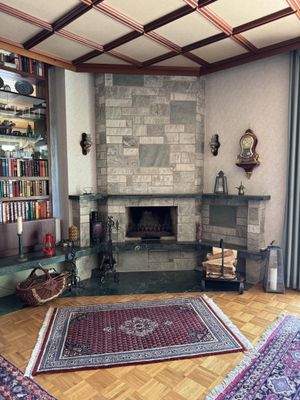 stilvoll gemauerter Kamin