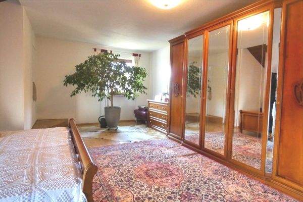 Elternschlafzimmer DG