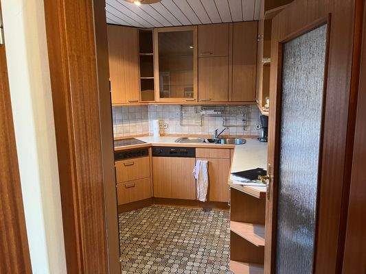 EBK mit viiel Schrankraum