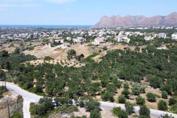 Kreta, Kalathas: Grundstück mit Meerblick in der Nähe des Strandes zu verkaufen