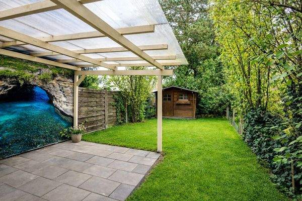 Überdachte Terrasse / Garten