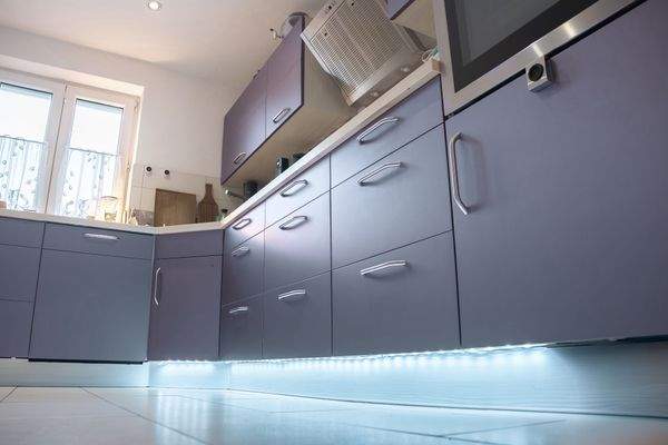 Indirekte Beleuchtung EBK