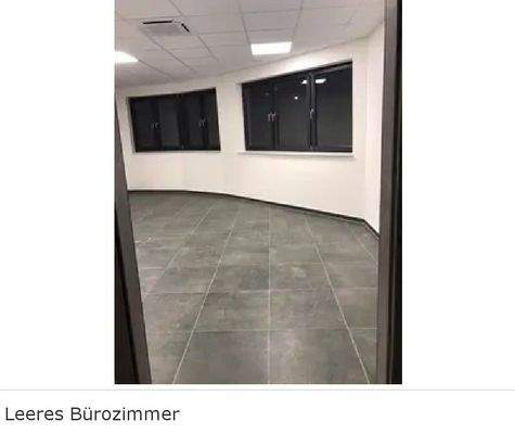 160780378 __ Modernes hochwertiges Büro mit Lagerf