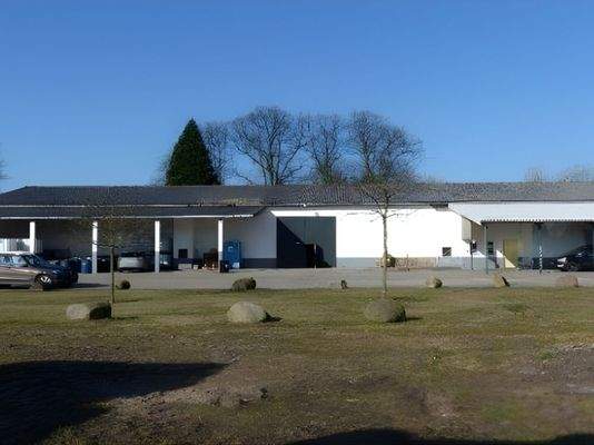 Rückseite  Halle Verkauf