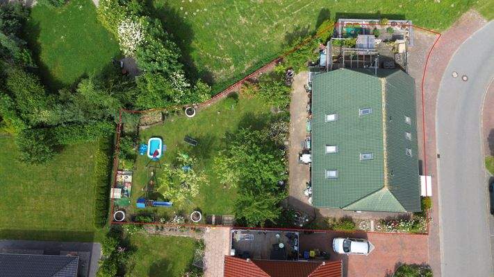 Gesamtes Grundstück